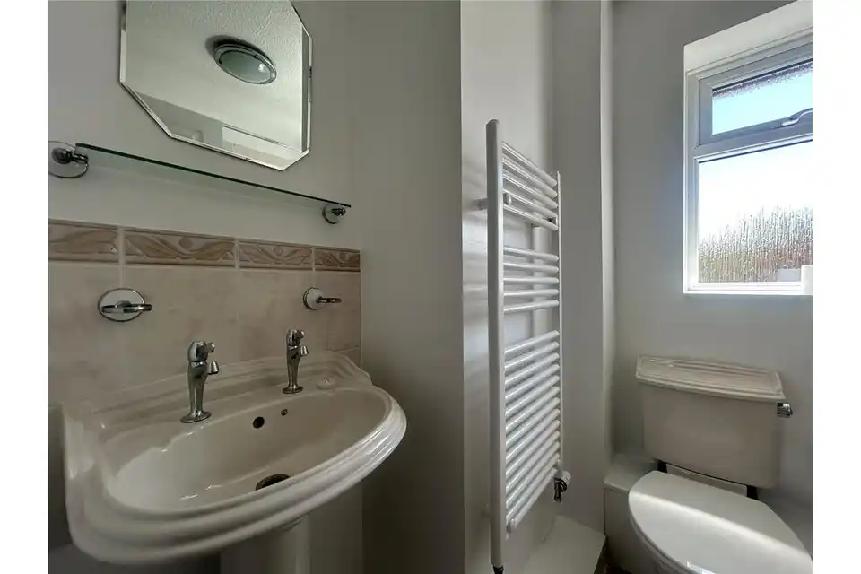 athroom-2-Burnham-on-Sea, TA8